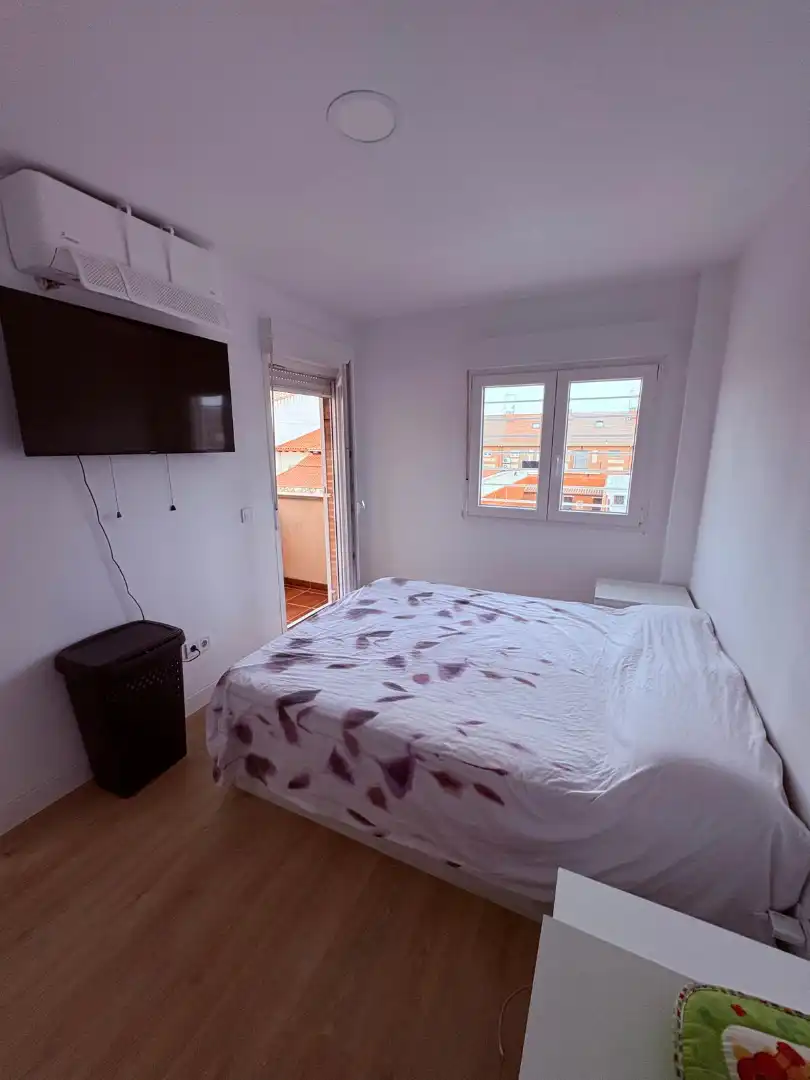 Bedroom of Detached homes for sale in Yuncos  with Air Conditioner, Terrace and Washing machine