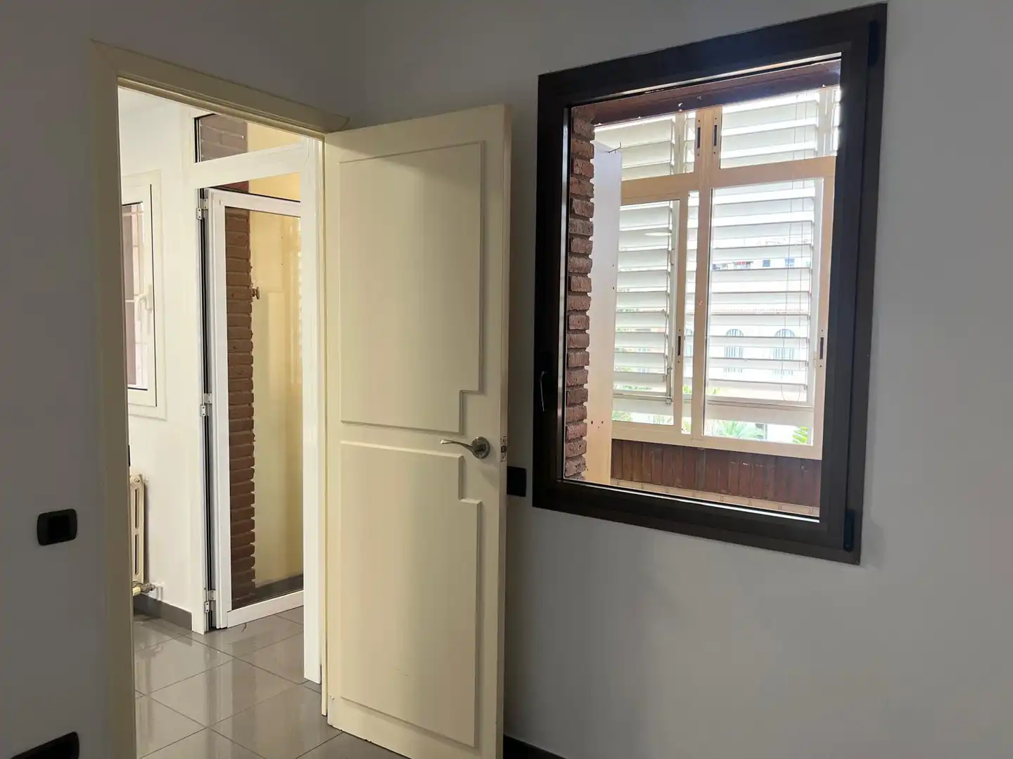 Flat for rent in Barcelona  with Air Conditioner, Heating and Private garden