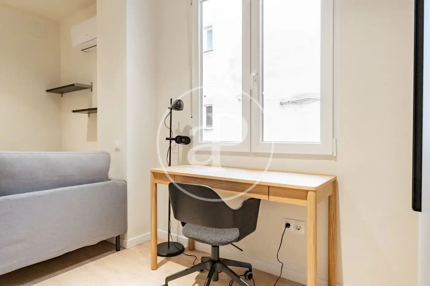 Flat for sale in Madrid  with Air Conditioner, Heating and Storage room