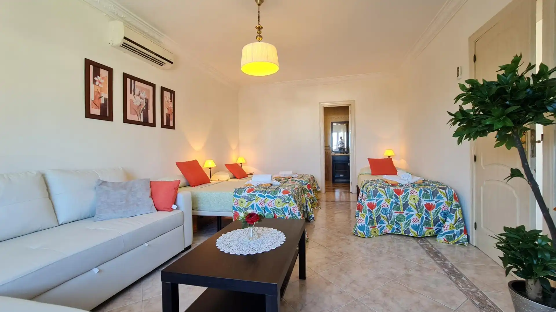 Bedroom of Houses for sale in Benalmádena  with Air Conditioner, Heating and Private garden