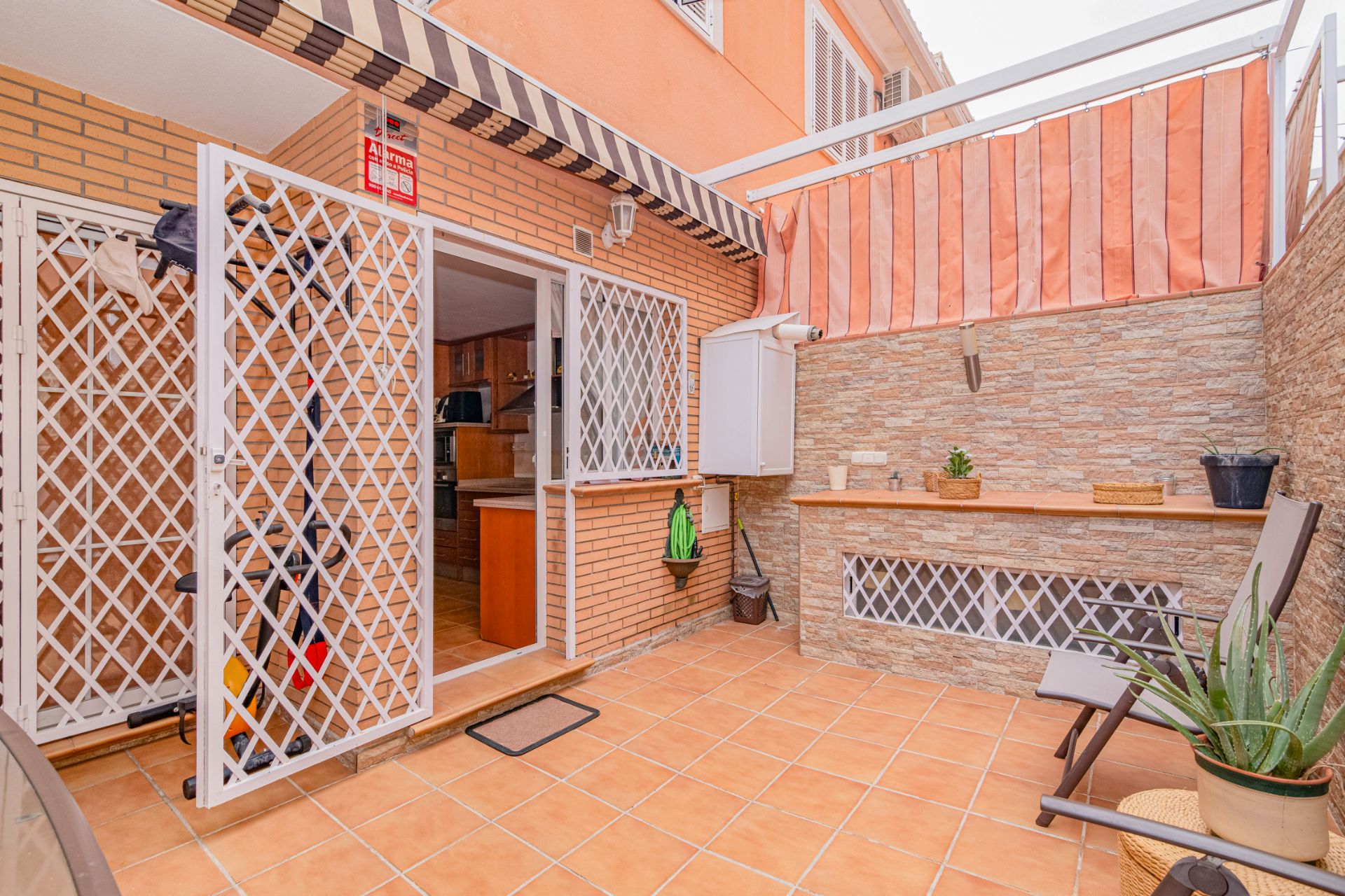 Terrace of Single-family semi-detached for sale in Armilla  with Air Conditioner, Heating and Storage room