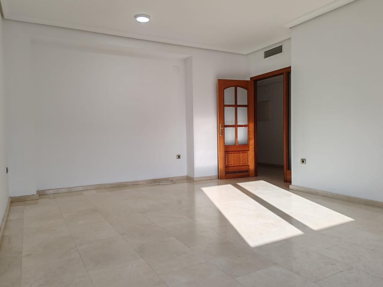 Flat to rent in  Córdoba Capital  with Air Conditioner