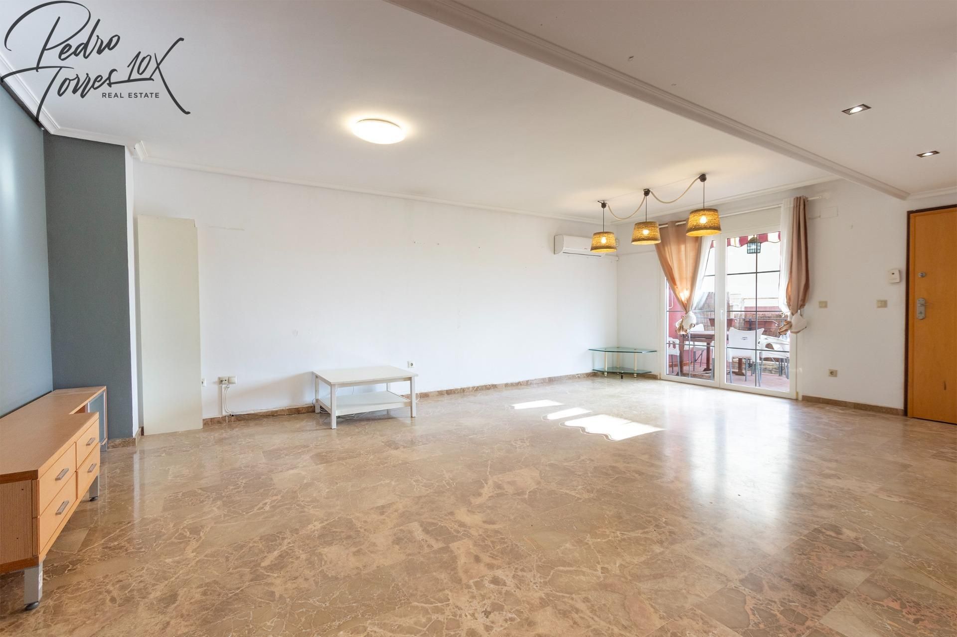 Sala d'estar de Casa adosada en venda en Aspe amb Aire condicionat, Calefacció i Terrassa