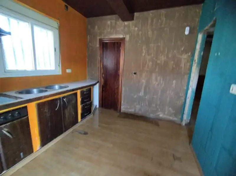 Cuina de Casa o xalet en venda en El Castillo de las Guardas