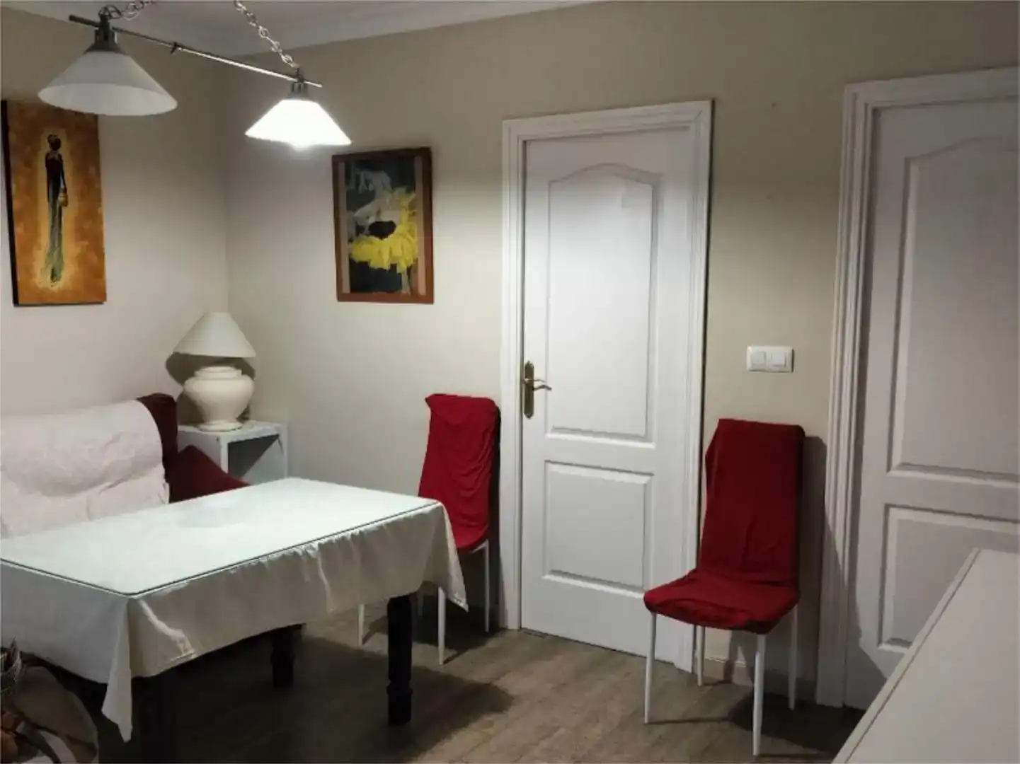 Comedor de Piso en venta en Ubrique con Aire acondicionado, Trastero y Amueblado