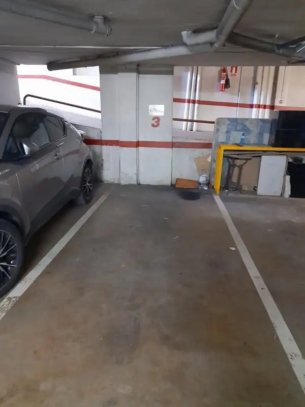 Parking à louer à COMPOSITOR PEDRELL