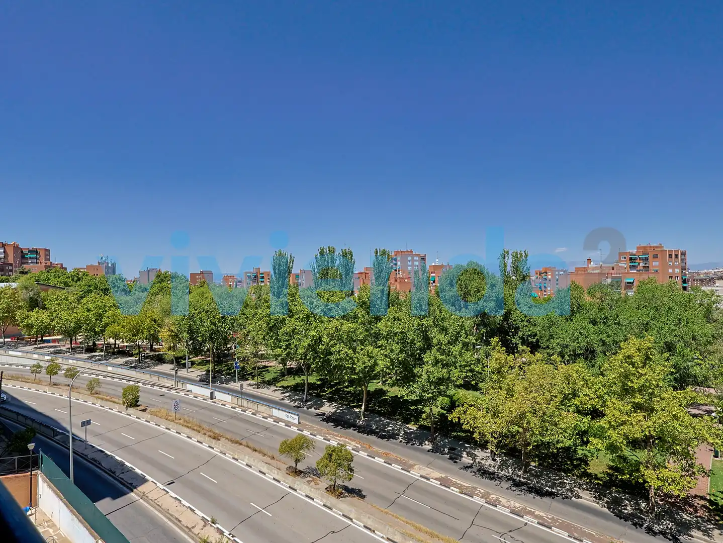 Vista exterior de Pis de lloguer en Madrid amb Aire condicionat, Calefacció i Jardí privat