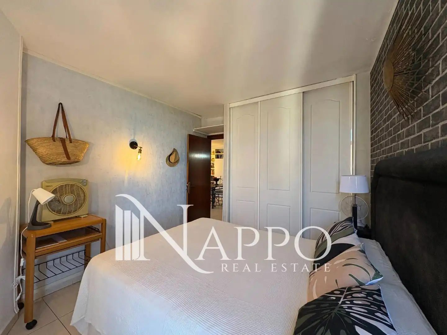 Bedroom of Flat for rent in Ponent