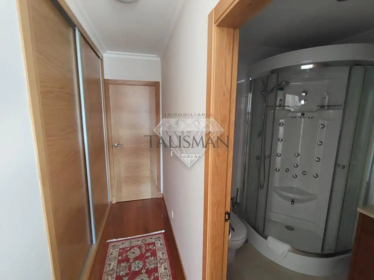 Habitación de Piso en venta en Vilagarcía de Arousa con Calefacción, Parquet y Trastero
