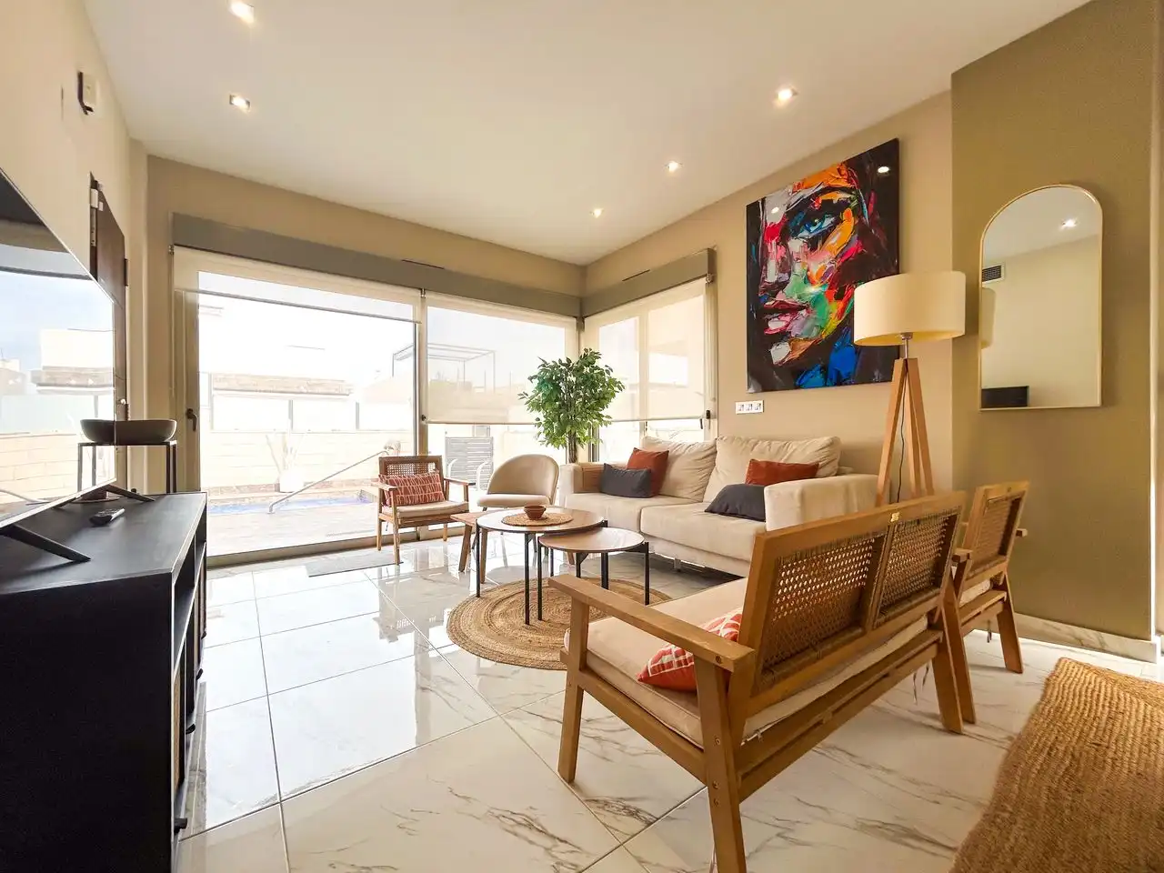 Detached house with pool for sale in Calle  Tramontana, imagen 5
