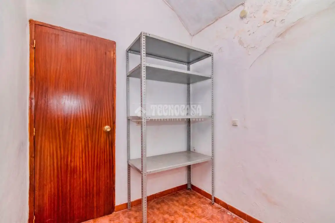 Casa adosada en venta en Loja con Aire acondicionado, Calefacción y Jardín privado