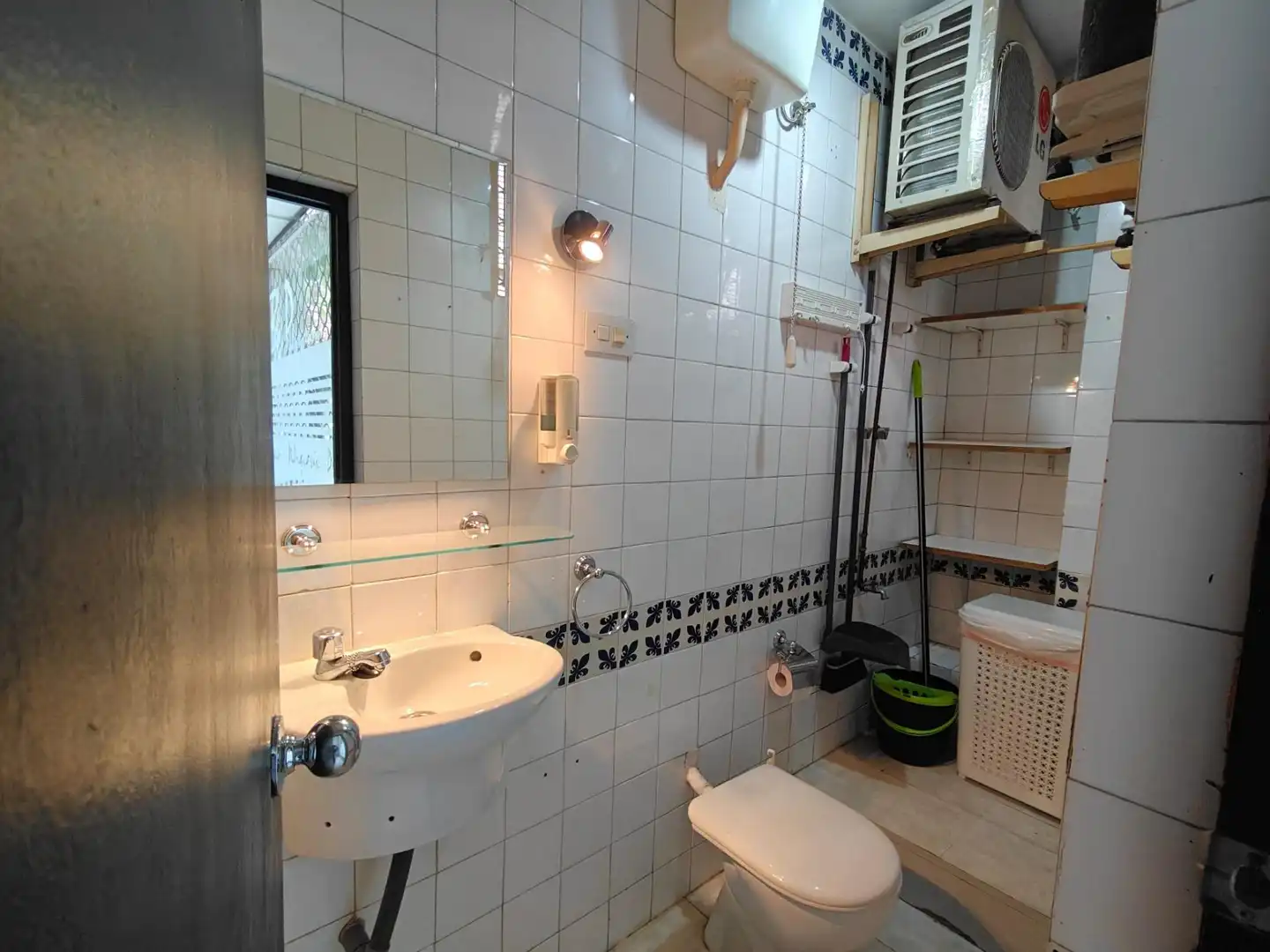 Baño de Local de alquiler en Granada