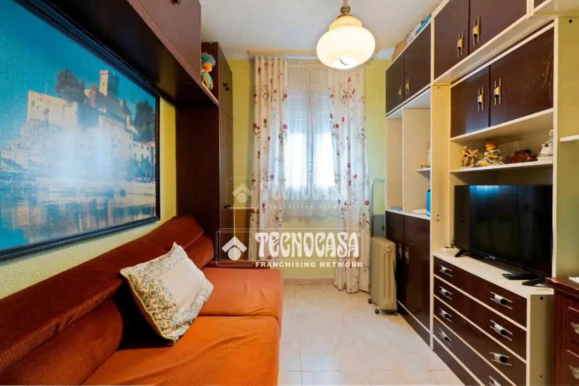 Habitación de Piso en venta en Madrid con Aire acondicionado y Trastero