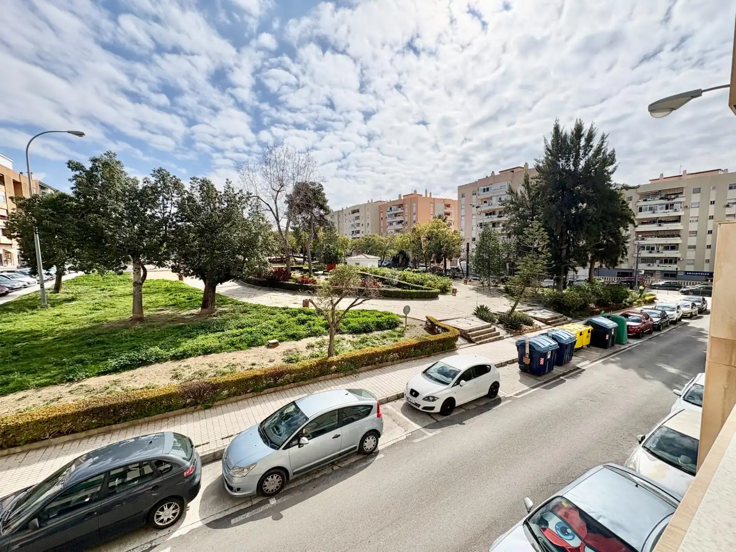 Vista exterior de Pis en venda en Vélez-Málaga