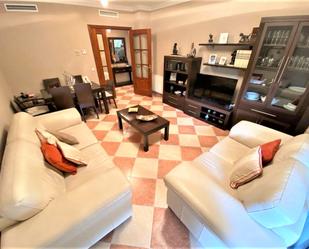 Sala d'estar de Pis de lloguer en Cáceres Capital amb Aire condicionat, Calefacció i Terrassa