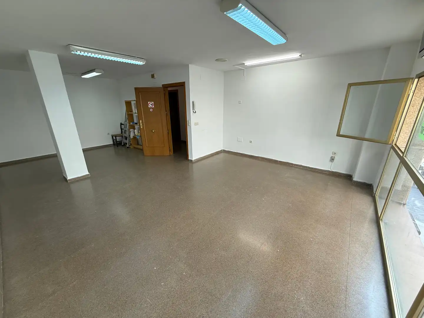 Local comercial en alquiler en Carrer de Sant Joan, imagen 5