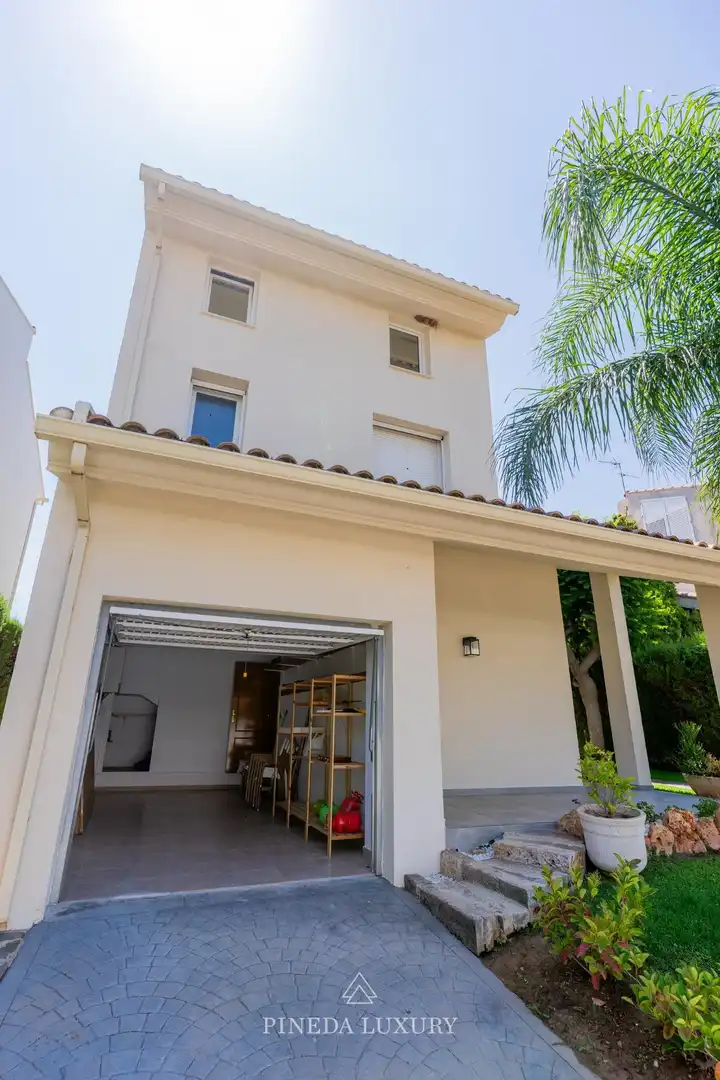 Vista exterior de Casa o chalet de alquiler en Puçol con Calefacción, Jardín privado y Terraza