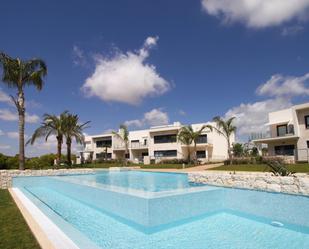 Vista exterior de Apartament en venda en Pilar de la Horadada amb Jardí privat, Terrassa i Piscina comunitària