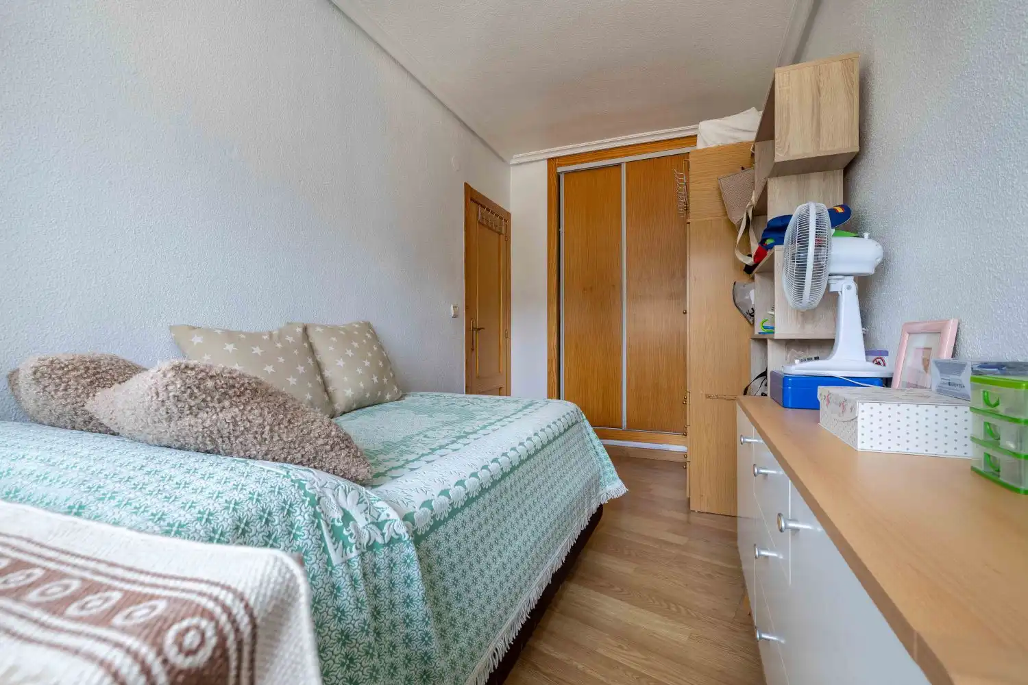Bedroom of Flat for sale in Murcia  with Air Conditioner, Parquet flooring and Storage room