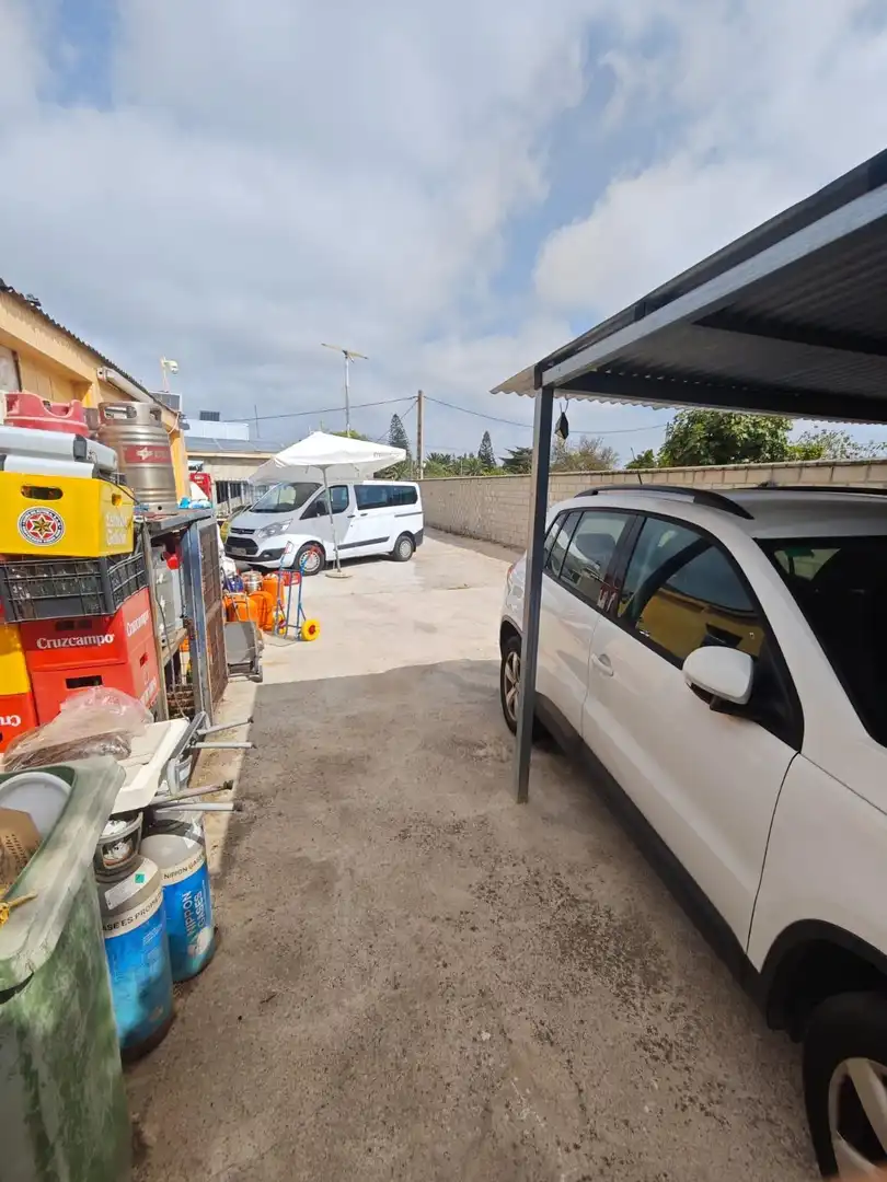 Aparcament de Local en venda en Chiclana de la Frontera amb Aire condicionat