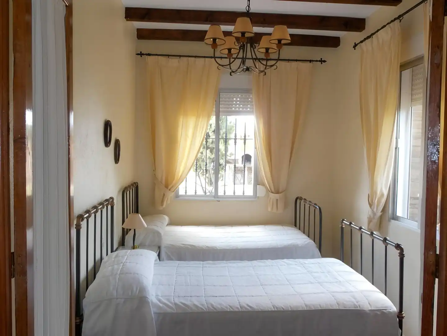 Dormitori de Casa o xalet en venda en Puebla de Obando amb Aire condicionat, Calefacció i Jardí privat