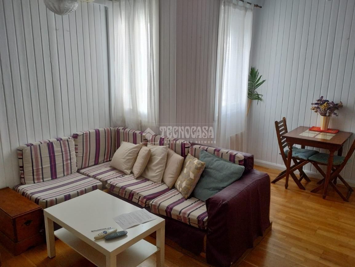 Sala d'estar de Pis en venda en  Madrid Capital amb Aire condicionat