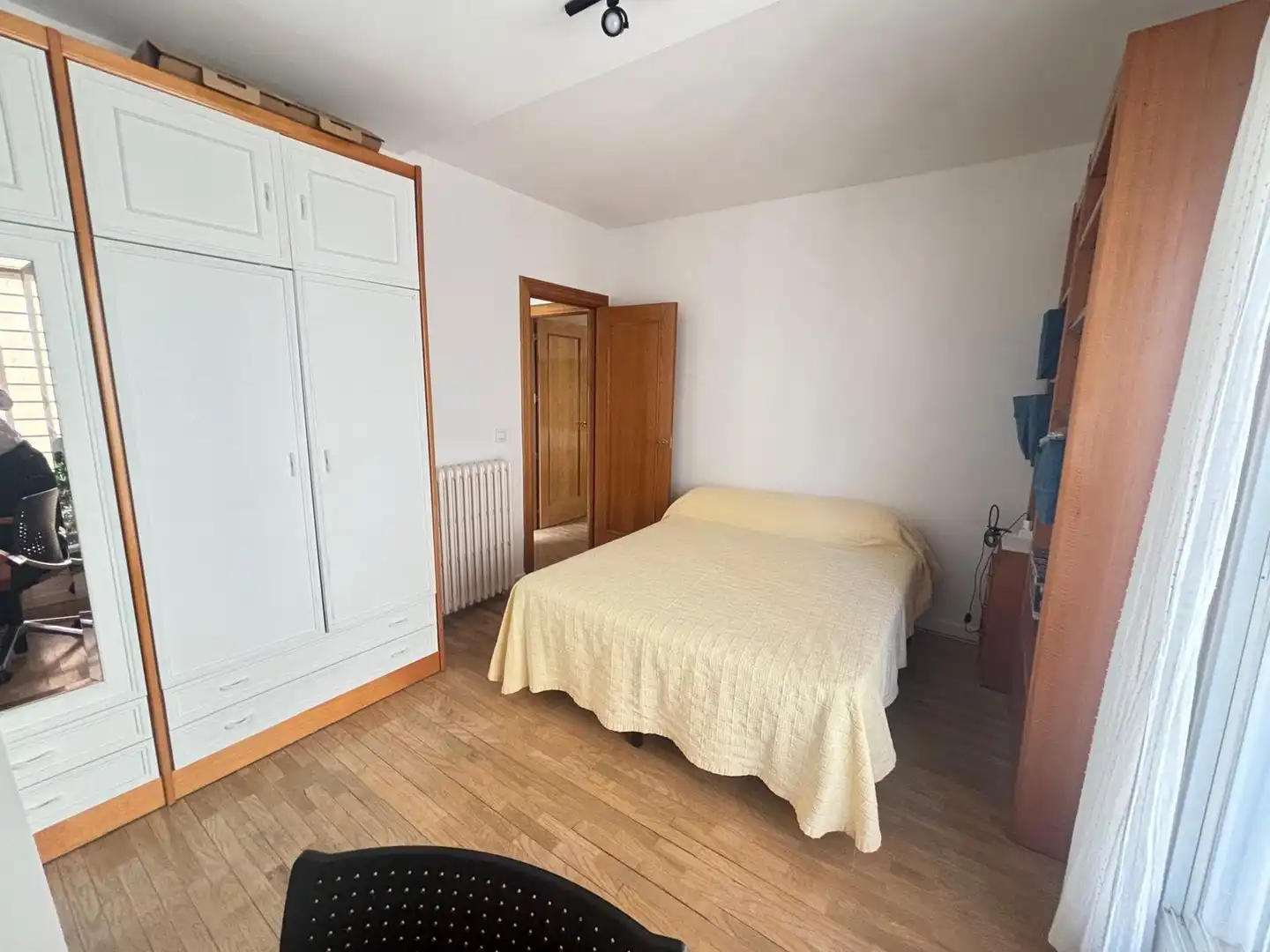 Detached house with terrace for sale in Área Rural-Valverde-Las Casas, imagen 9