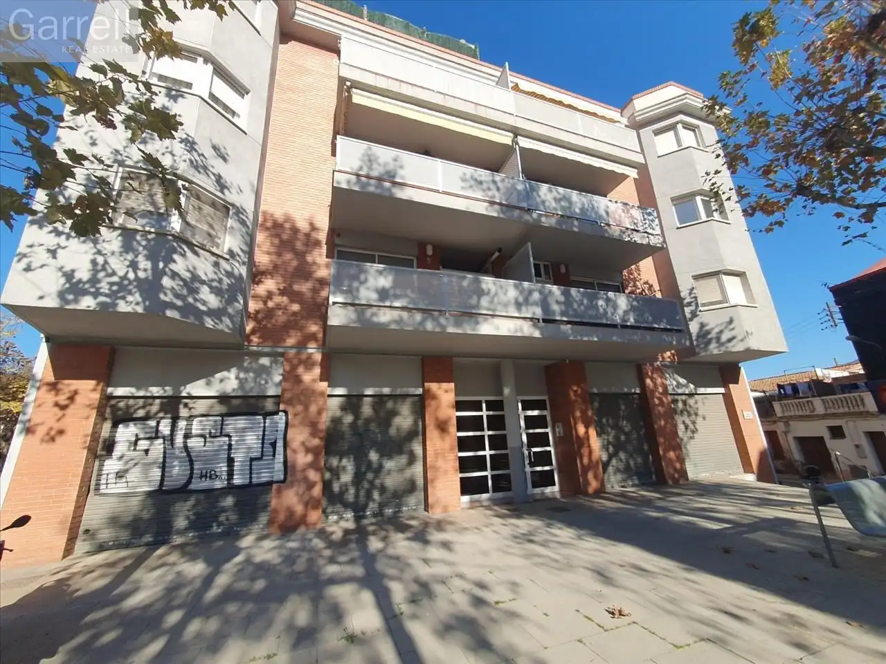 Local comercial en venda a carrer ALT DE SANT PERE 
Es:B Pl: Pt:
 MONTCADA I REIXAC (BARCELONA)