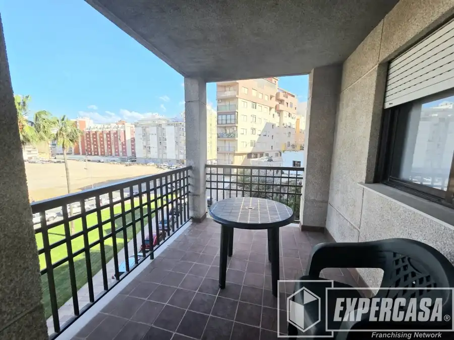 Terrassa de Apartament de lloguer en Cullera amb Terrassa, Piscina i Moblat