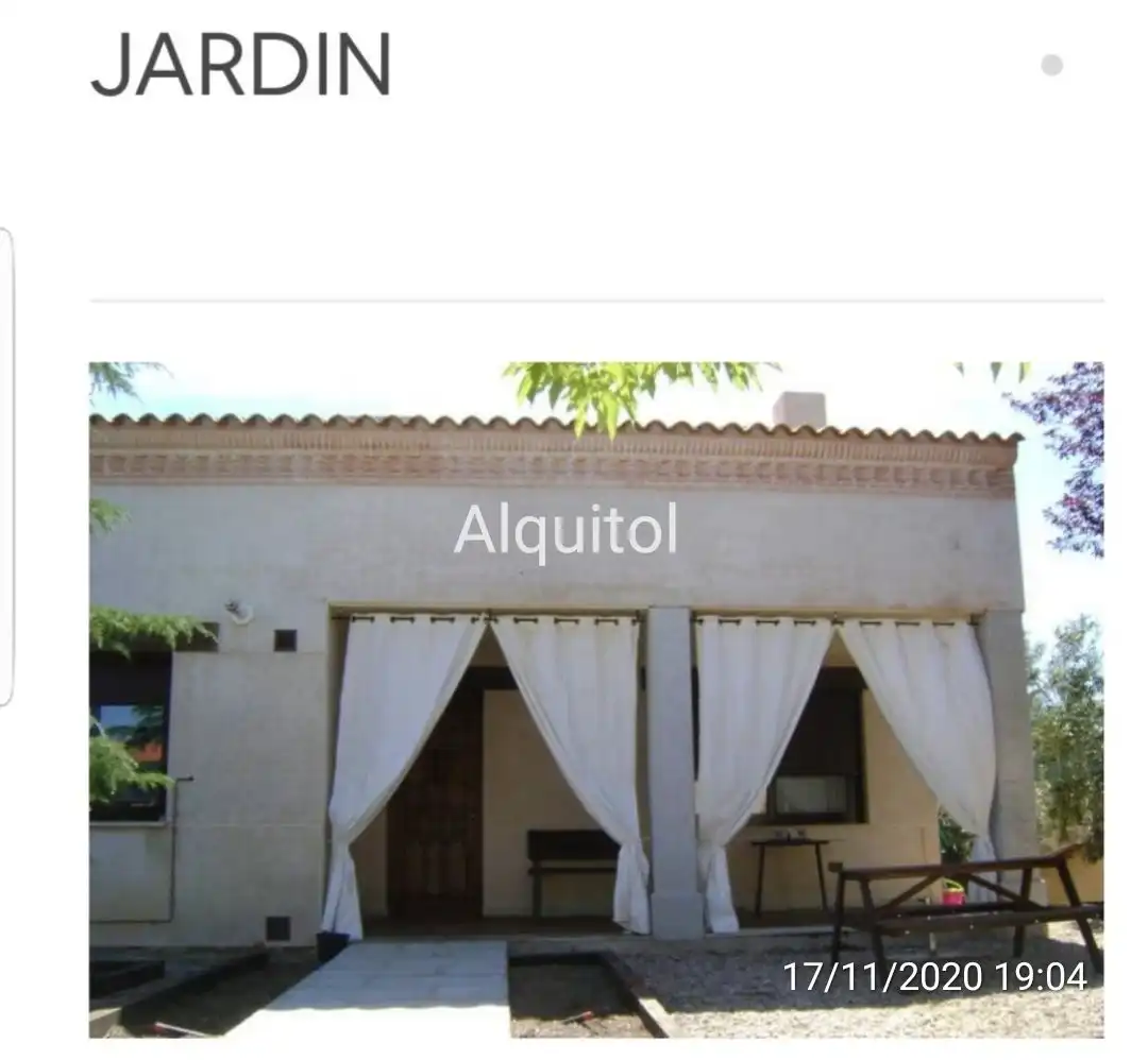Casa adosada de alquiler en Cobisa con Calefacción, Jardín privado y Parquet