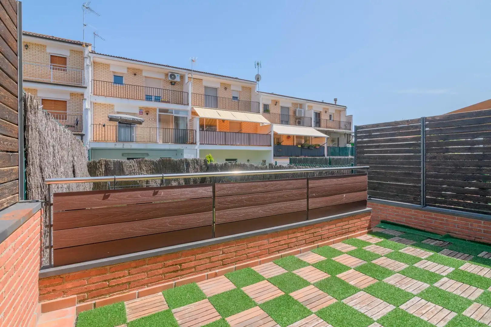 Terrassa de Casa o xalet en venda en Santpedor amb Calefacció, Jardí privat i Parquet