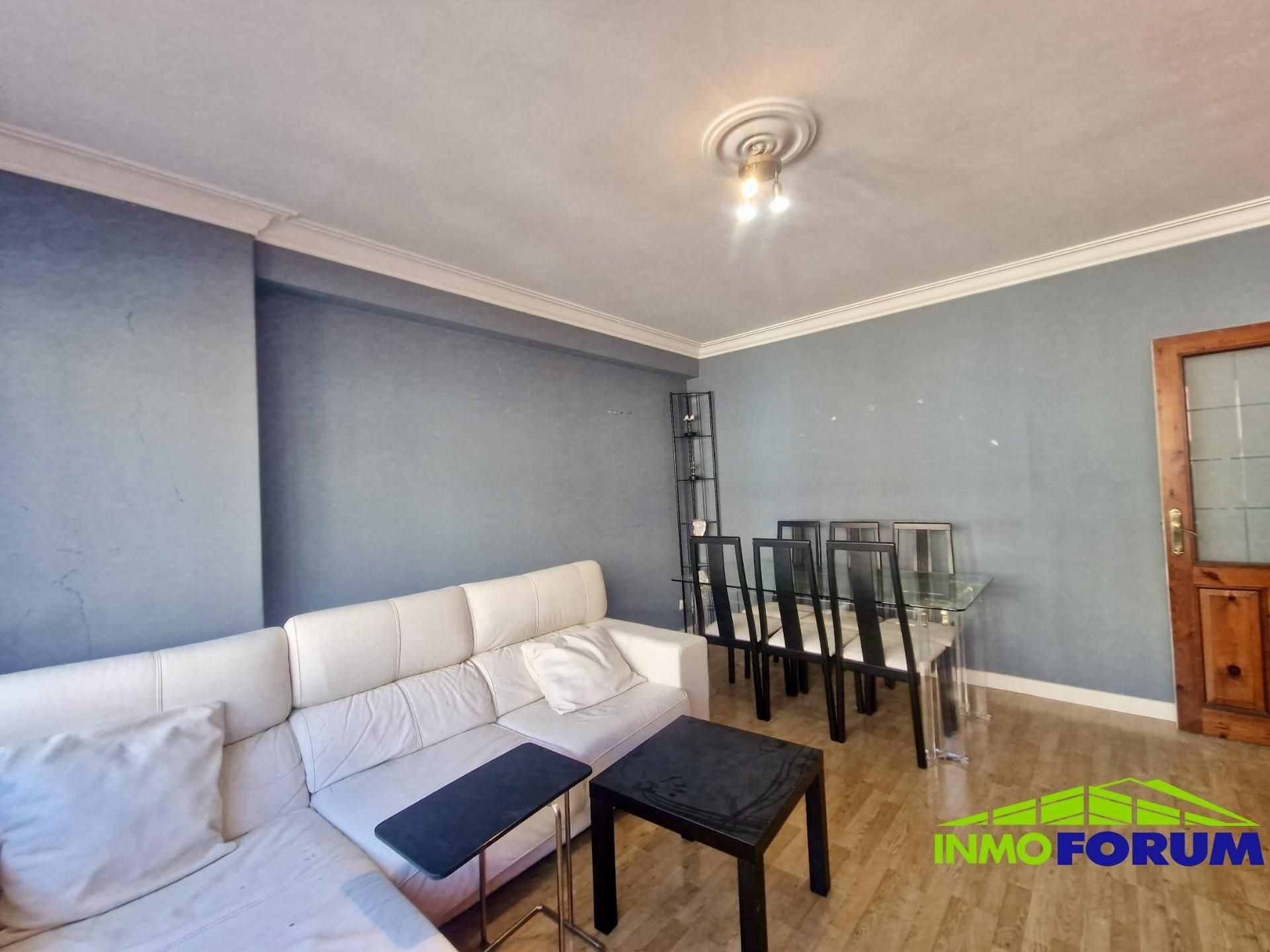 Sala d'estar de Pis en venda en A Coruña Capital 