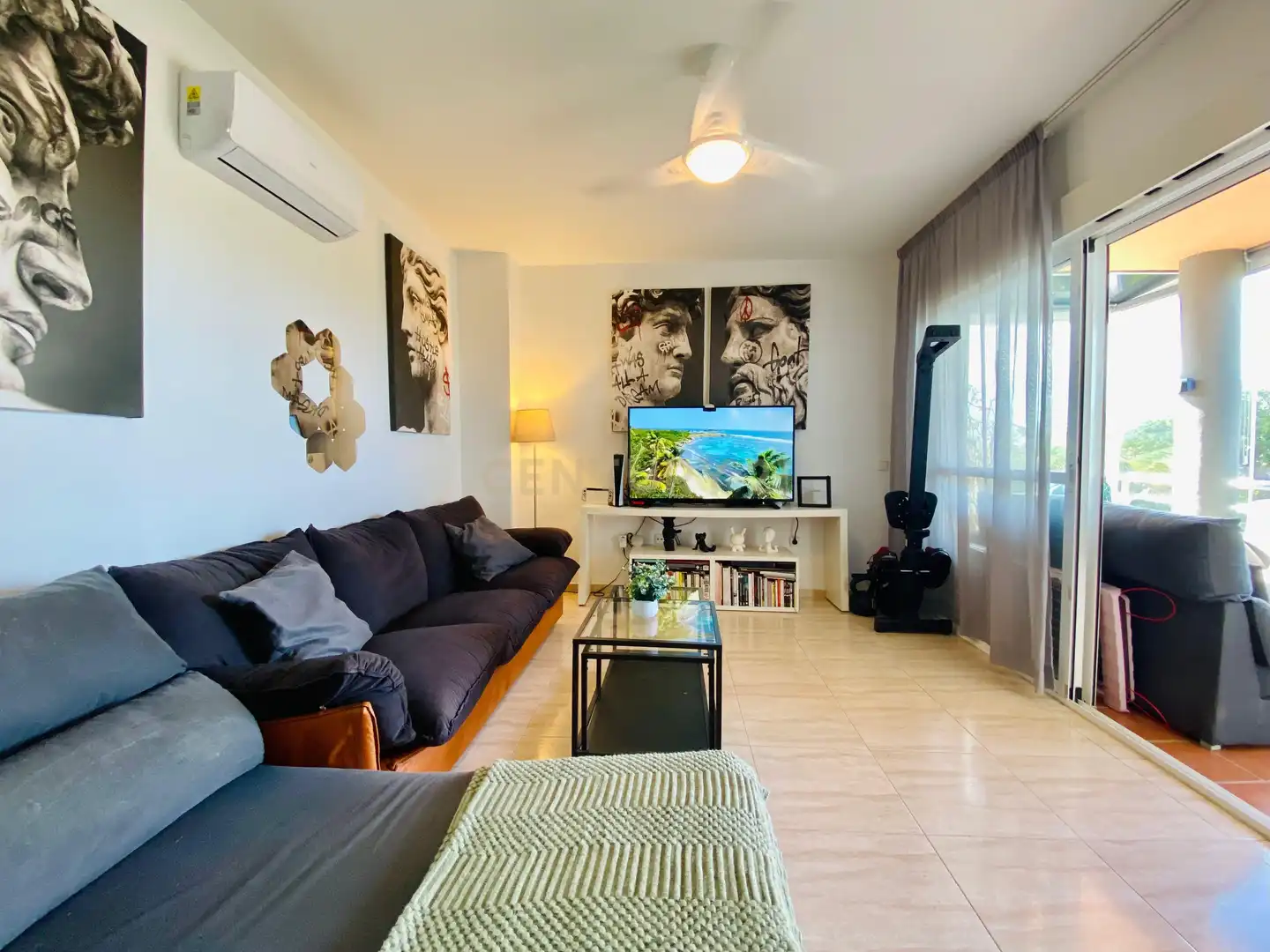 Sala de estar de Apartamento en venta en El Ejido con Jardín privado
