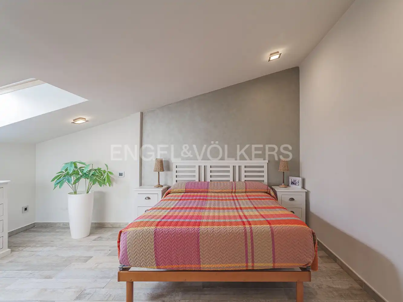 Habitación de Piso en venta en Sabadell con Aire acondicionado, Calefacción y Jardín privado