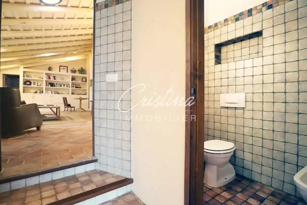 Badezimmer von Country house zum Verkauf in Santa Cristina d'Aro mit Heizung, Privatgarten und Schwimmbad
