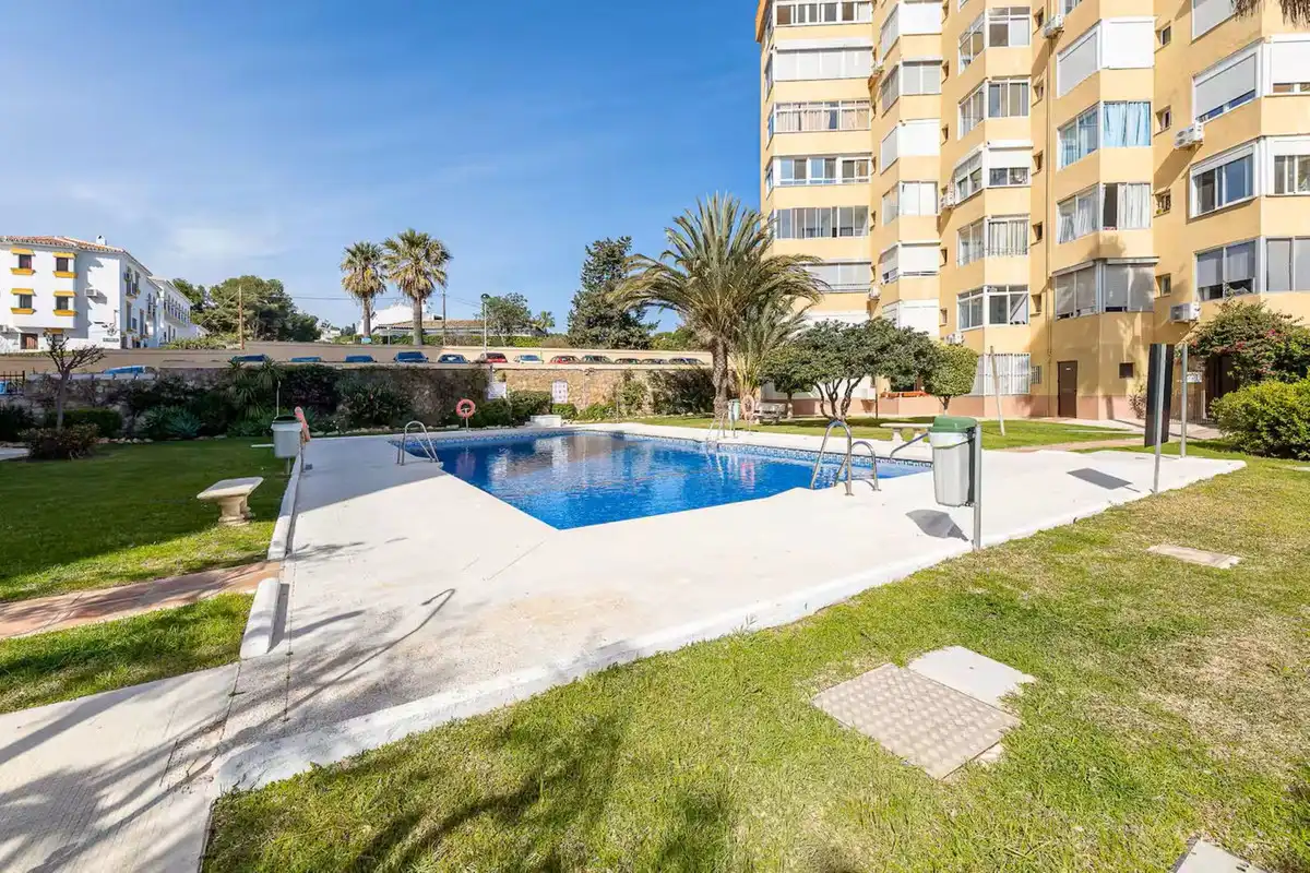 Piscina de Estudio en venta en Mijas con Aire acondicionado, Calefacción y Piscina