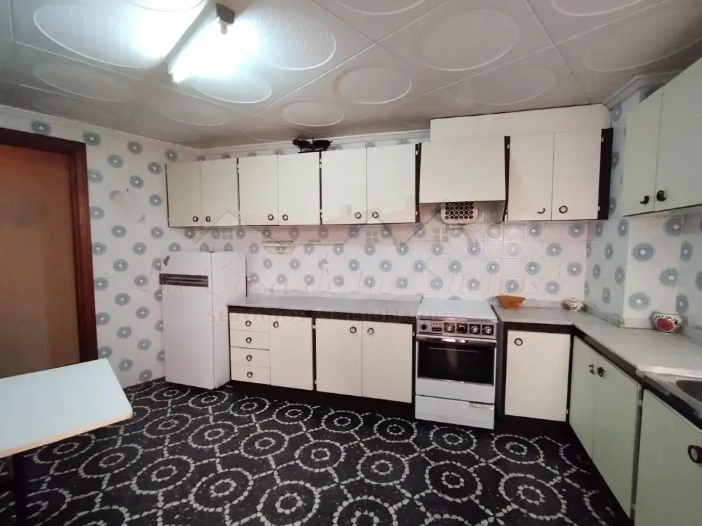 Küche von Wohnung zum Verkauf in Sax