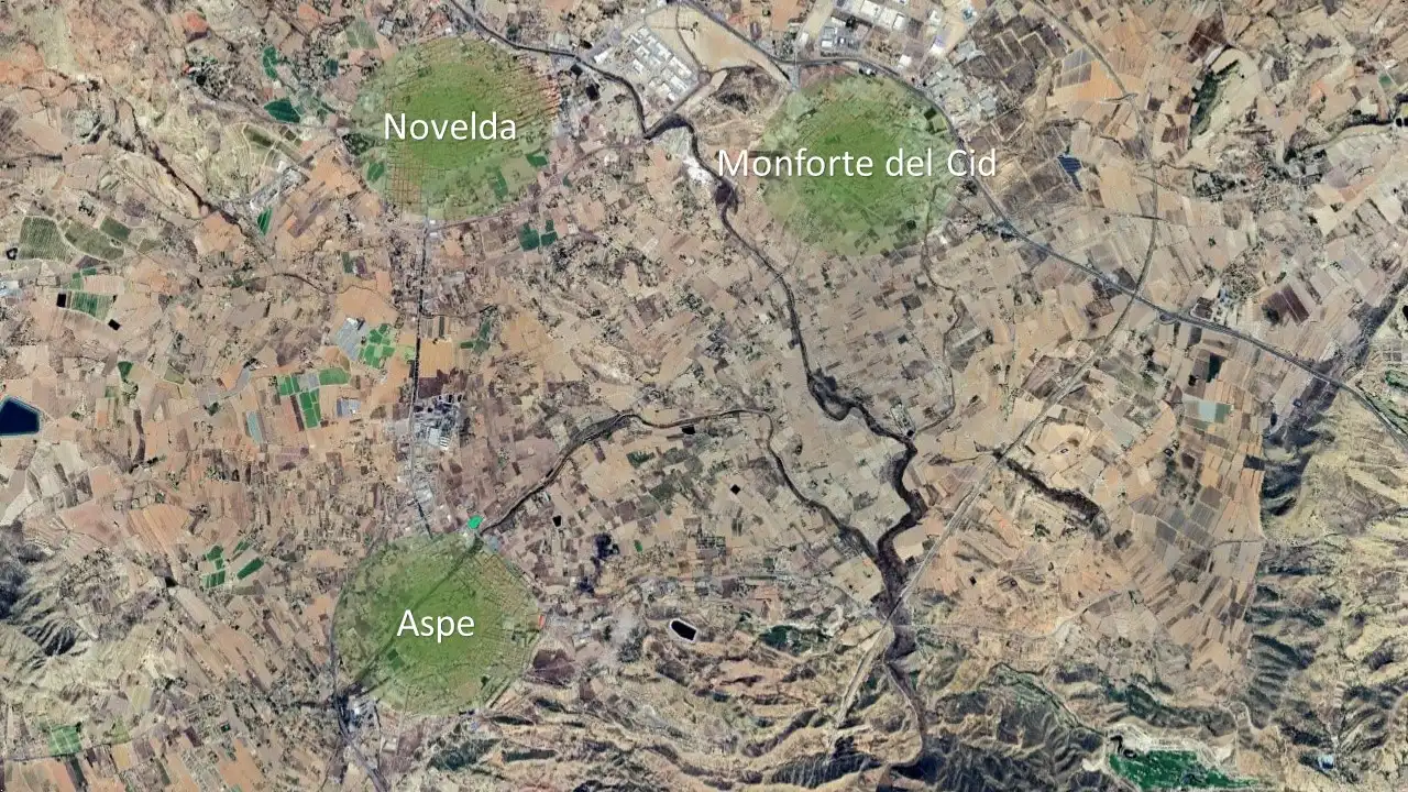 Rustikales Grundstück zum Verkauf in Sector U.E.-7.3, imagen 5