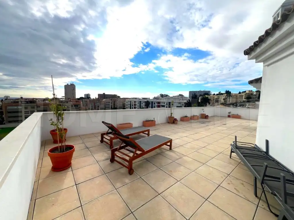 Terrassa de Àtic en venda en Torremolinos amb Jardí privat, Terrassa i Piscina comunitària