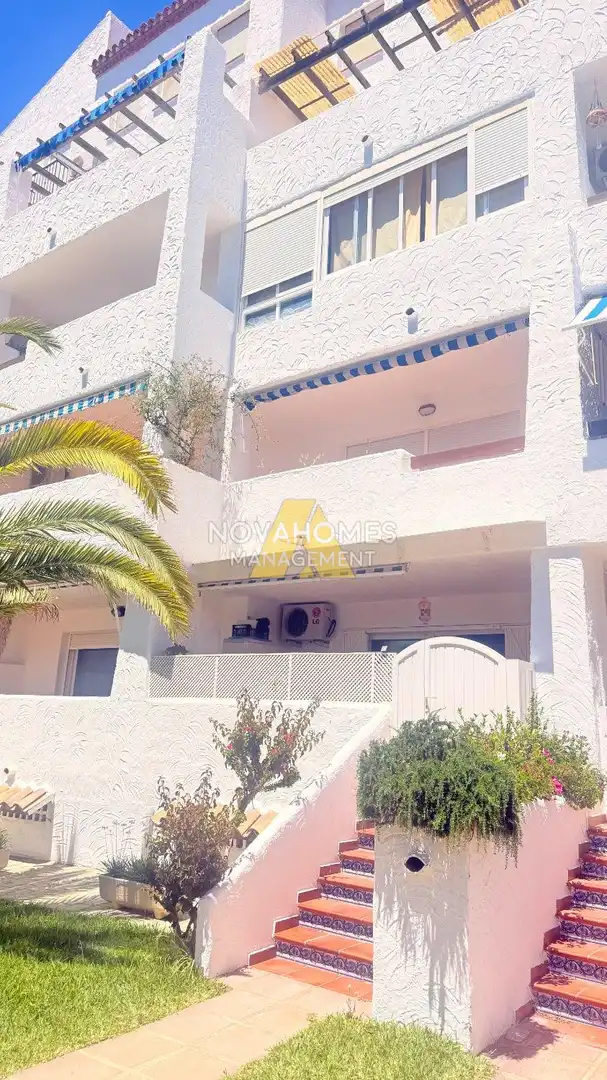 Außenansicht von Wohnungen zum Verkauf in La Manga del Mar Menor mit Klimaanlage, Heizung und Terrasse