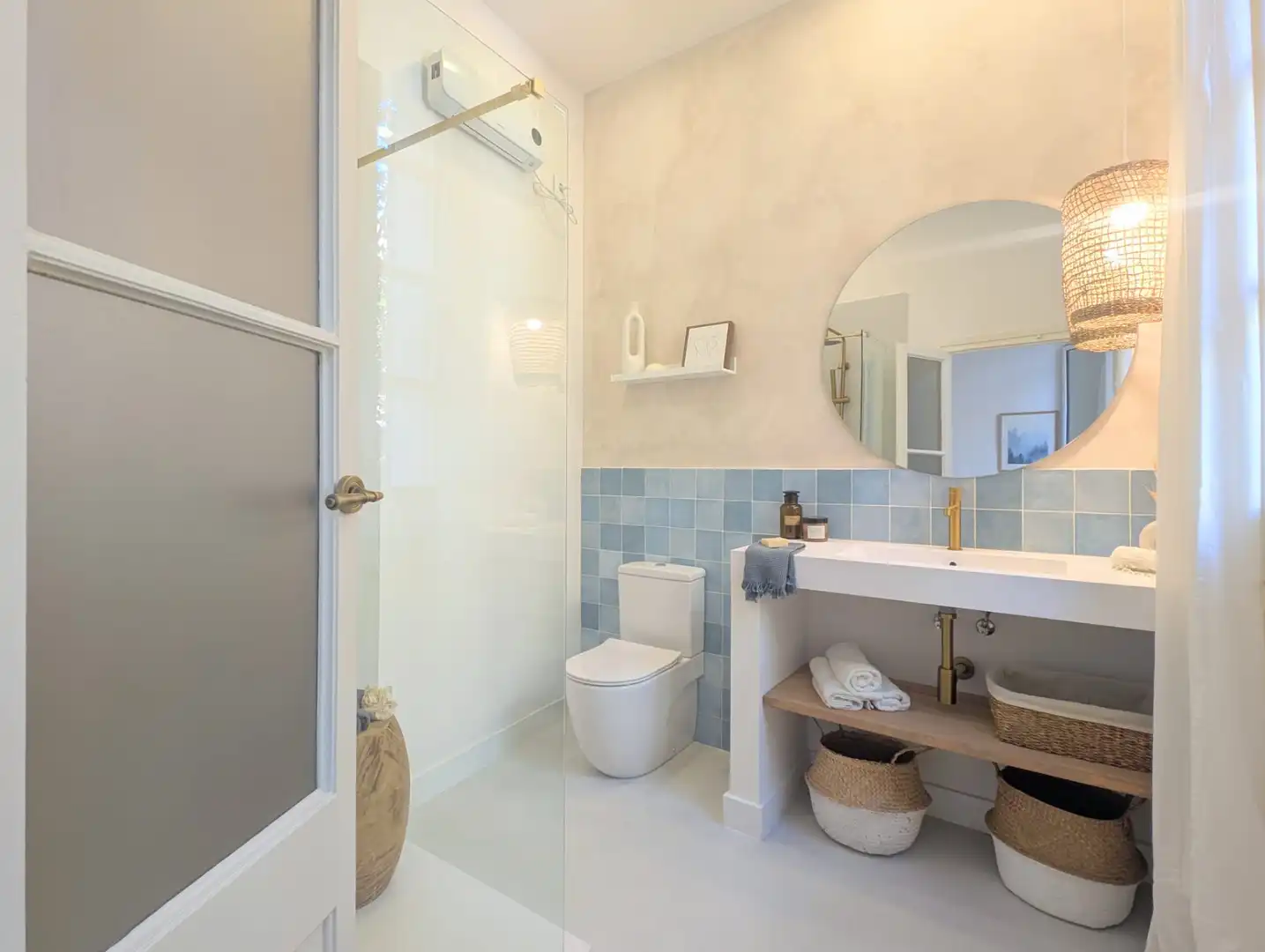 Baño de Casa adosada en venta en Mataró con Aire acondicionado, Calefacción y Parquet