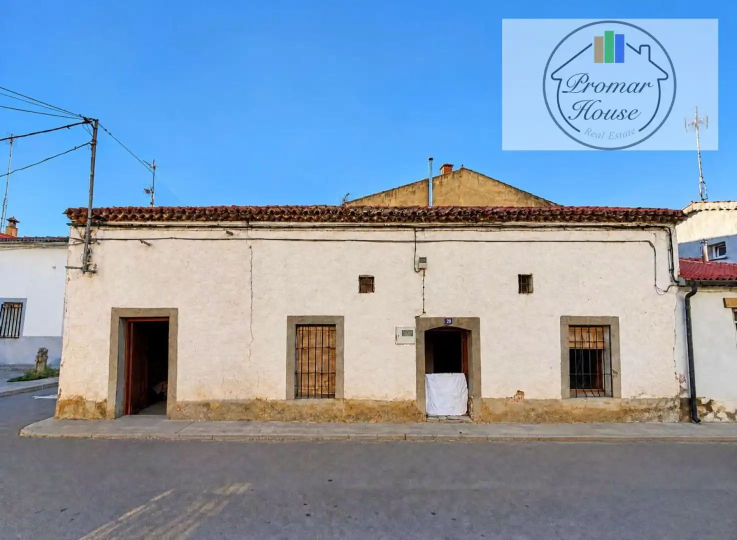 Exterior view of Houses for sale in Villaflor  with Storage room