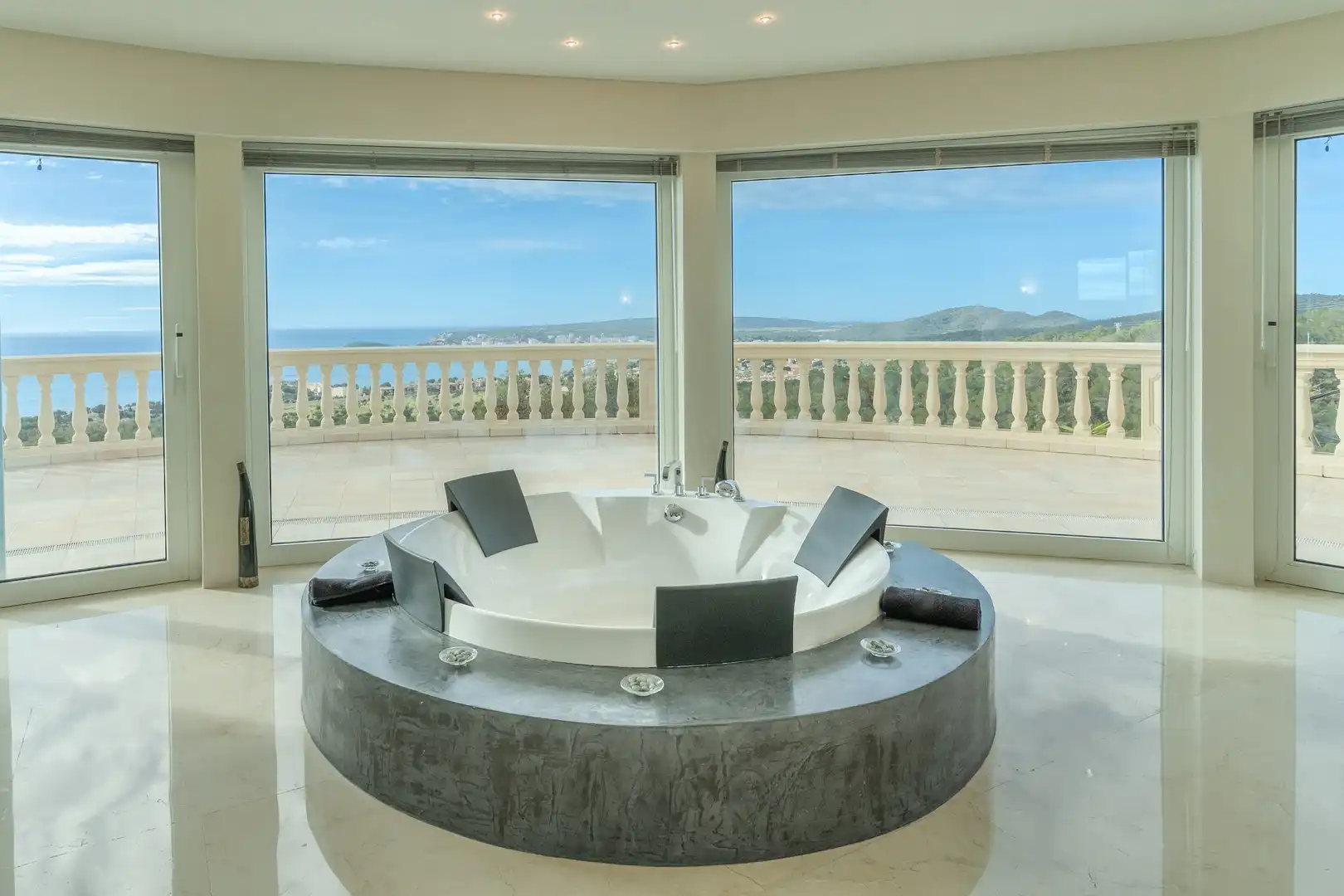 Country house zum Verkauf in Costa d'en Blanes