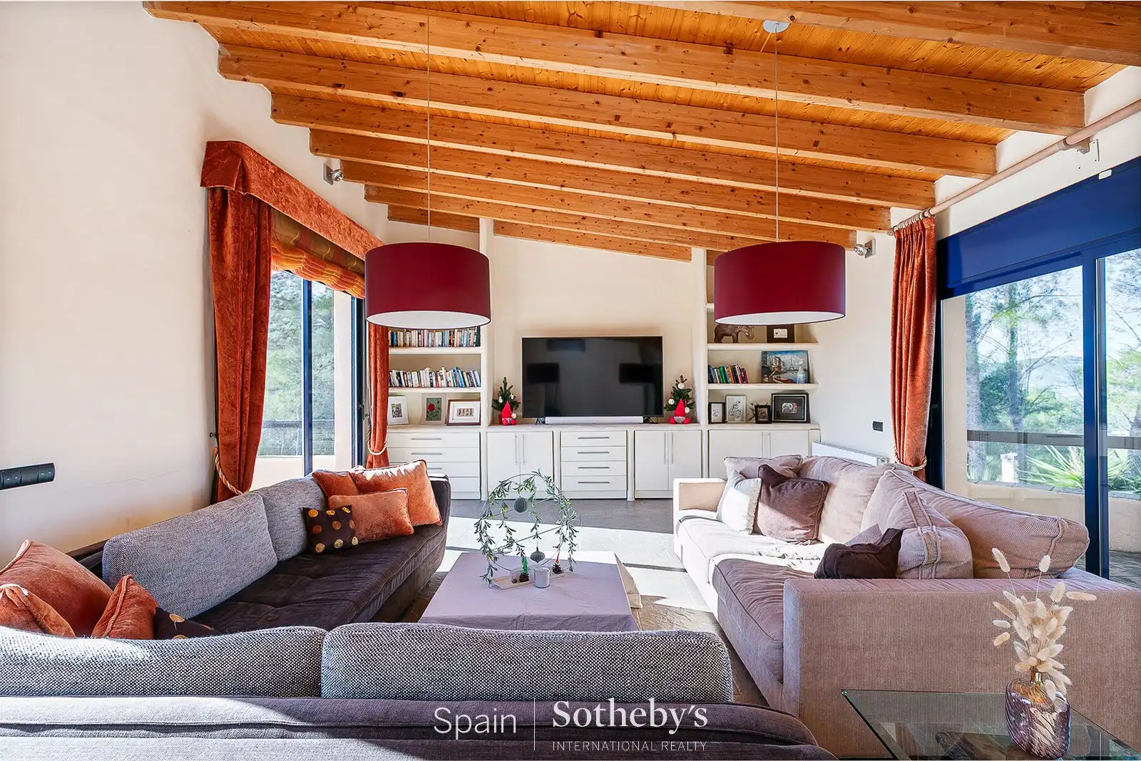 Sala de estar de Casa o chalet en venta en Olivella con Aire acondicionado, Calefacción y Jardín privado