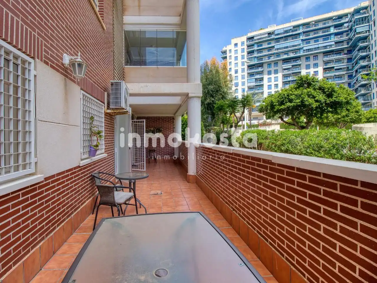 Exterior view of Ground floor for sale in Villajoyosa / La Vila Joiosa  with Air Conditioner, Terrace and Community pool
