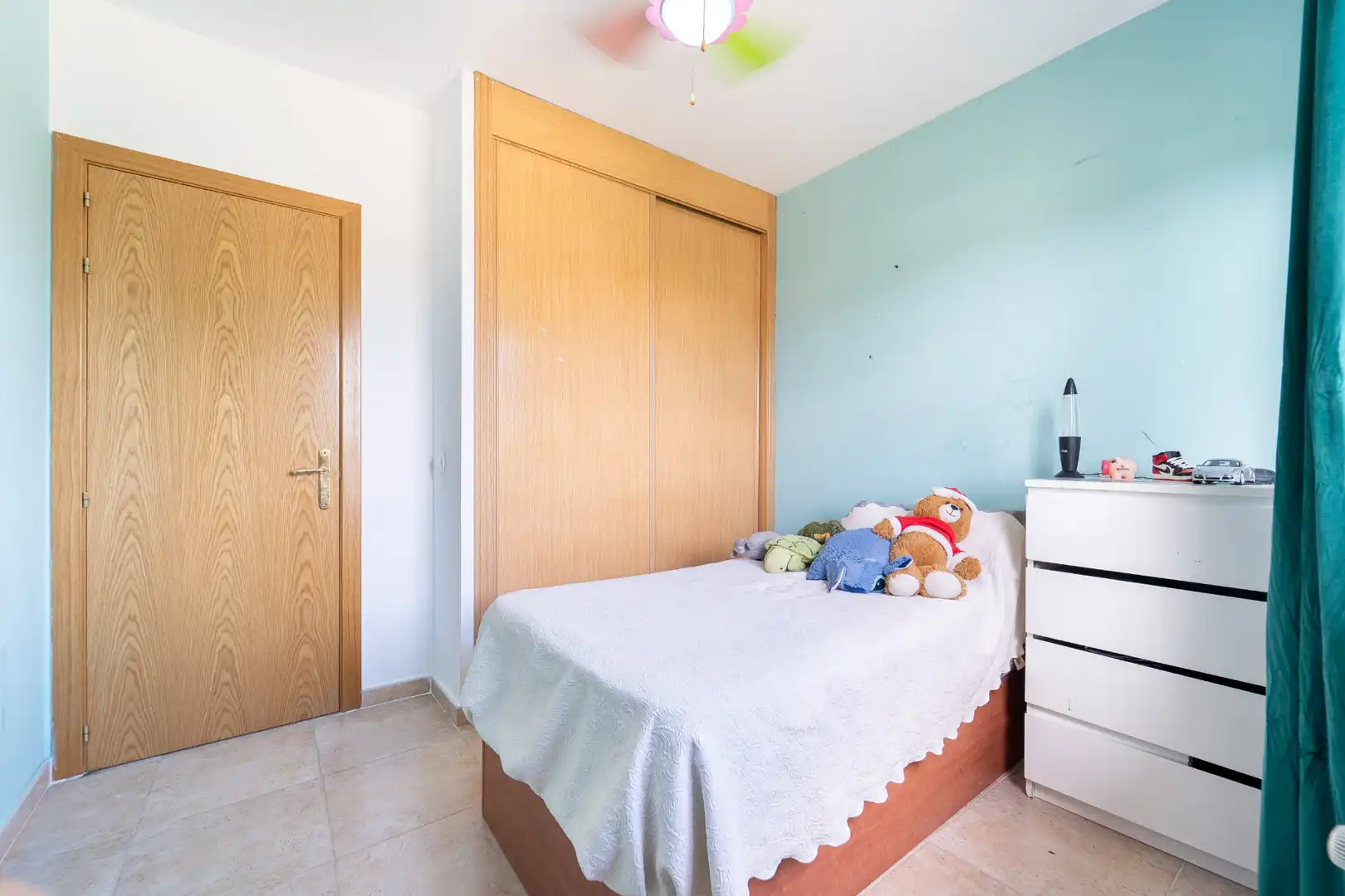 Dormitori de Casa adosada en venda en Casarrubios del Monte amb Aire condicionat, Calefacció i Moblat