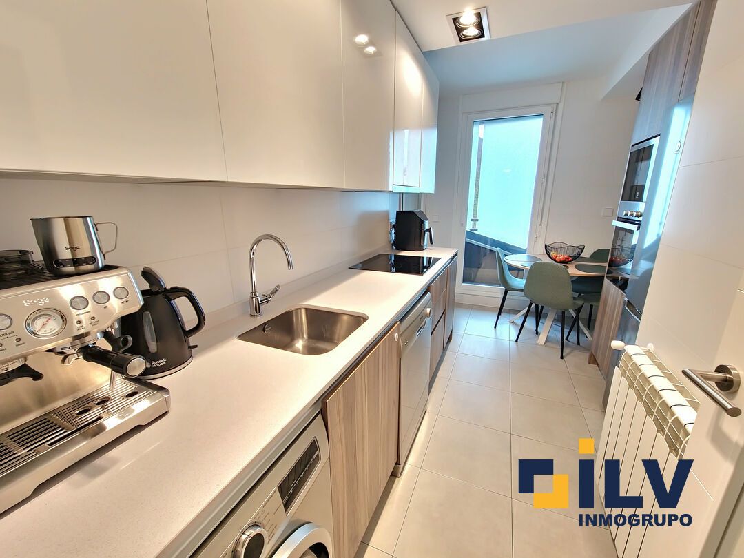 Cuina de Pis en venda en Santurtzi  amb Calefacció, Parquet i Terrassa