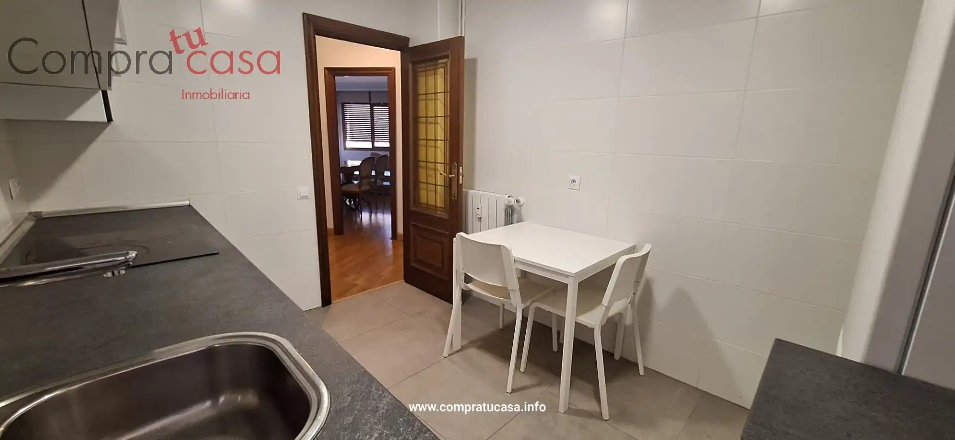 Cuina de Pis de lloguer en Segovia amb Calefacció, Terrassa i Moblat