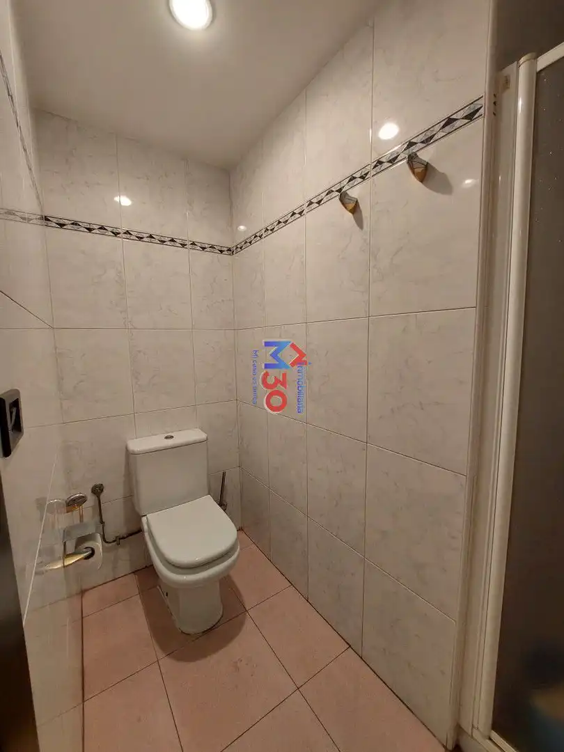 Baño de Local en venta en Miranda de Ebro