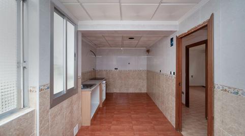 Foto 4 de Piso en venta en C/ Haiti, Las Trescientas - San Francisco - Ciudad Vergel, Elda